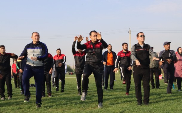 همایش پیاده‌روی و ورزش صبحگاهی جامعه ورزش استان همزمان با آغاز هفته ورزش و تربیت بدنی + عکس