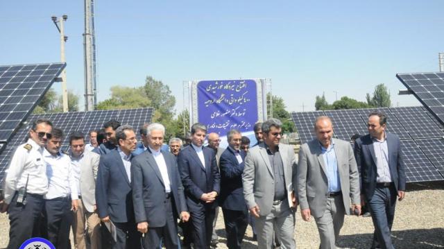 افتتاح نیروگاه خورشیدی ۴۰۰ کیلوواتی دانشگاه ارومیه با حضور وزیر علوم