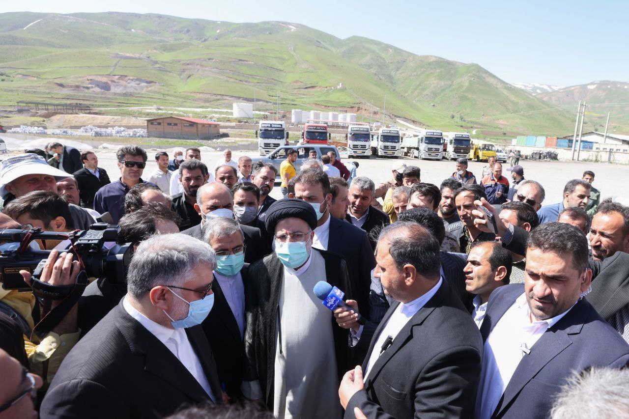 بازدید رئیس‌جمهور از یادمان شهدای حاج عمران و پایانه مرزی تمرچین + عکس