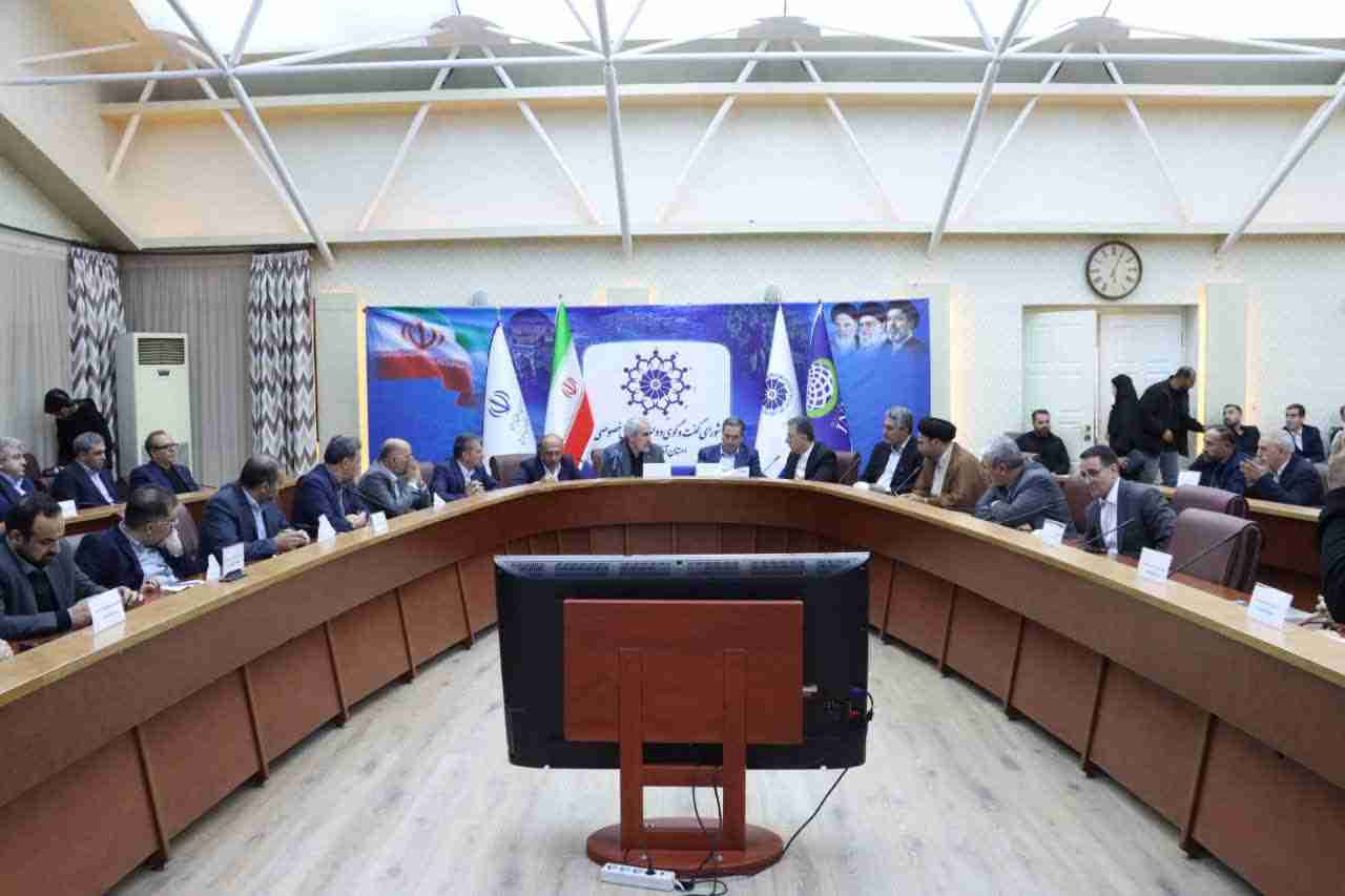 وزیر اقتصاد در ارومیه : جبران عقب‌ماندگی تخصیص منابع بانکی آذربایجان‌غربی در اولویت است