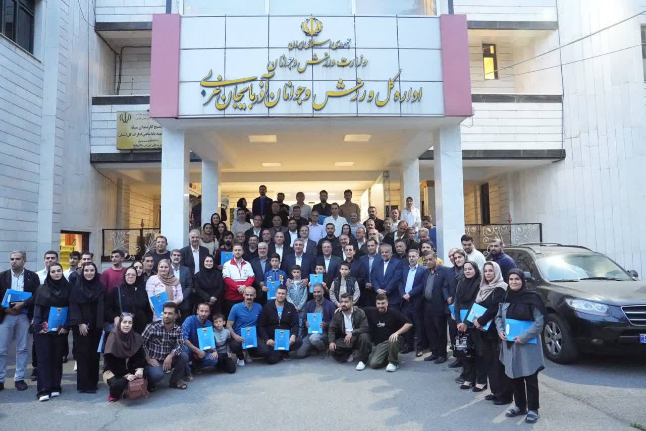 تجلیل از ورزشکاران، مربیان و پیشکسوتان ورزش ناشنوایان با حضور استاندار آذربایجان‌غربی + تصاویر